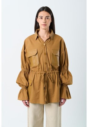 Chaqueta Fugaz Para Mujer Tipo Parka Chaqueta Fugaz Para Mujer Tipo Parka Miel S VÉLEZ