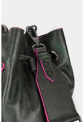 Shopping Santa Clara De Cuero Para Mujer Efecto Desgastado Shopping Santa Clara De Cuero Para Mujer Efecto Desgastado Verde Vélez