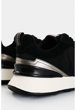 Tenis Elios De Cuero Para Mujer Detalle Millaré Tenis Elios De Cuero Para Mujer Detalle Millaré Negro 39 VÉLEZ