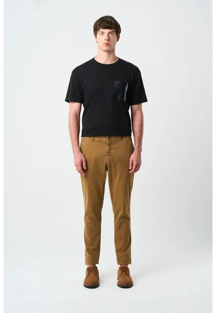 Pantalón Chino Italo Para Hombre Semifitted Pantalón Chino Italo Para Hombre Semifitted Cafe Claro 38 VÉLEZ