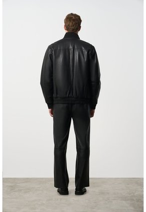 Chaqueta Clásica Doble Faz De Cuero Para Hombre Luminia Chaqueta Clásica Doble Faz De Cuero Para Hombre Luminia Negro L VÉLEZ