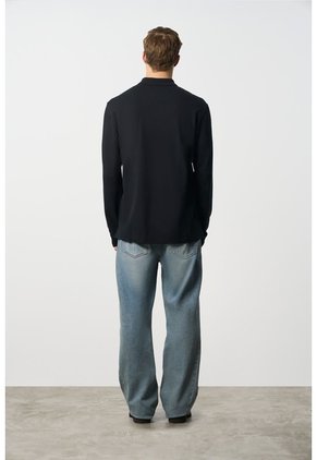 Polo Manga Larga En Algodón Para Hombre Nápoles Polo Manga Larga En Algodón Para Hombre Nápoles Negro M VÉLEZ