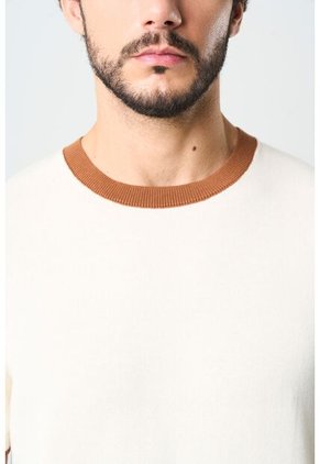 Camiseta Tejida Manga Corta Para Hombre Luminia Camiseta Tejida Manga Corta Para Hombre Luminia Crema S VÉLEZ