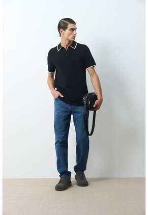 Jeans Wisa En Blue Denim Para Hombre Jeans Wisa En Blue Denim Para Hombre Azul 34 VÉLEZ