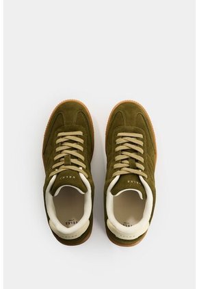 Tenis De Cuero Gamuzado Ground 2 Tenis De Cuero Gamuzado Ground 2 Verde 38 VÉLEZ