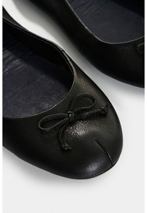 Baleta De Cuero Para Mujer Orión Baleta De Cuero Para Mujer Orión Negro 41 VÉLEZ