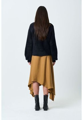 Sweater Liora Para Mujer Acanalado Asimétrico Sweater Liora Para Mujer Acanalado Asimétrico Negro XL VÉLEZ