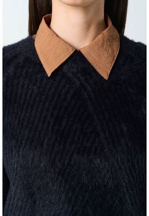 Sweater Liora Para Mujer Acanalado Asimétrico Sweater Liora Para Mujer Acanalado Asimétrico Negro XL VÉLEZ