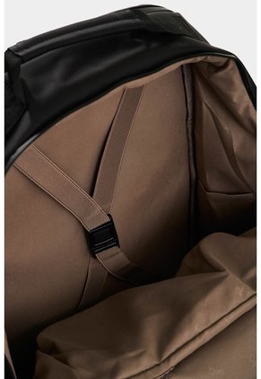 Morral Edén En Lona Y Cuero Para Hombre Multifuncional Morral Edén En Lona Y Cuero Para Hombre Multifuncional Negro VÉLEZ