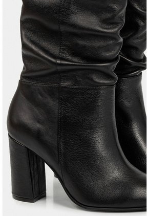 Botas Tacón Caña Alta Kaskai De Cuero Para Mujer Horma En Punta Negro Botas Tacón Caña Alta Kaskai De Cuero Para Mujer Horma En Punta Negro 37 VÉLEZ