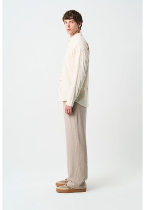 Camisa Manga Larga Semi Fitted Para Hombre Asiri Camisa Manga Larga Semi Fitted Para Hombre Asiri Crema L VÉLEZ