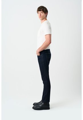 Jean Obi Semi Fitted Para Hombre Detalle En Cuero Jean Obi Semi Fitted Para Hombre Detalle En Cuero Azul 36 VÉLEZ