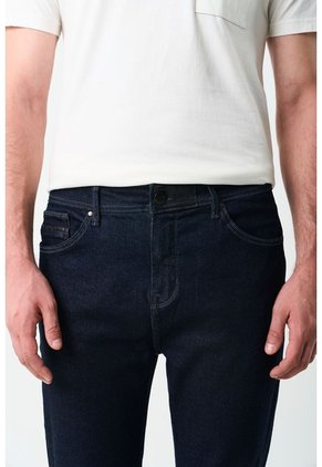 Jean Obi Semi Fitted Para Hombre Detalle En Cuero Jean Obi Semi Fitted Para Hombre Detalle En Cuero Azul 36 VÉLEZ