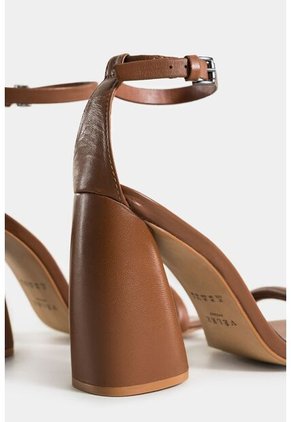 Sandalias Tacón Uyuni De Cuero Para Mujer Strap Abullonada Sandalias Tacón Uyuni De Cuero Para Mujer Strap Abullonada Miel 37 Vélez