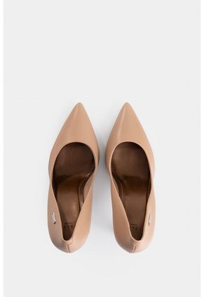 Tacones Cerrados De Cuero Liso Tacones Cerrados De Cuero Liso Natural 34 VÉLEZ