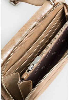 Porta Chequera Bianca De Cuero Folia Para Mujer Cargadera Anudada Porta Chequera Bianca De Cuero Folia Para Mujer Cargadera Anudada Dorado Vélez