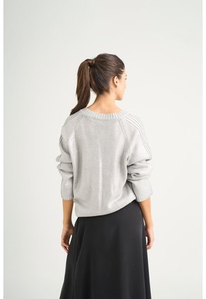 Sweater Star En Tejido Rectilíneo Para Mujer Efecto Metalizado Sweater Star En Tejido Rectilíneo Para Mujer Efecto Metalizado Gris L VÉLEZ