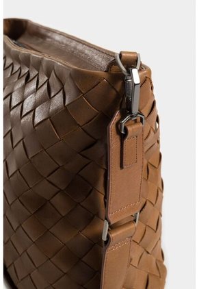 Bowling Venus De Cuero Para Mujer Tejido Artesanal Bowling Venus De Cuero Para Mujer Tejido Artesanal Miel Vélez