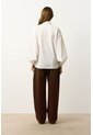 Camisa Tipo Globo Para Mujer Bila Camisa Tipo Globo Para Mujer Bila Crema XS VÉLEZ de Vélez