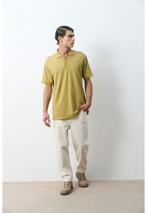 Polo Para Hombre Semi Fit Detalle Jacquard Polo Para Hombre Semi Fit Detalle Jacquard Verde S VÉLEZ