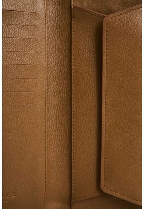 Billetera Porta Chequera De Cuero Para Mujer Extravaganza Billetera Porta Chequera De Cuero Para Mujer Extravaganza Miel VÉLEZ