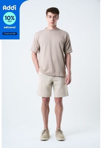Bermuda Acacia En Drill Para Hombre Silueta Amplia Bermuda Acacia En Drill Para Hombre Silueta Amplia Crema 30 VÉLEZ Vélez