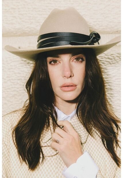 Sombrero Texano En Lana Para Mujer Malboro Nila Sombrero Texano En Lana Para Mujer Malboro Nila Arena M VÉLEZ