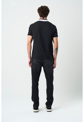Jean Capri Semi Fitted Para Hombre Black Denim Jean Capri Semi Fitted Para Hombre Black Denim Negro 30 VÉLEZ
