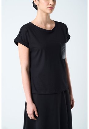 Camiseta Manga Corta Para Mujer Bolsillo Cuero Camiseta Manga Corta Para Mujer Bolsillo Cuero Negro L VÉLEZ