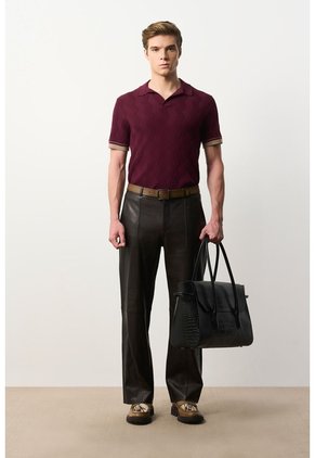 Polo Manga Corta Tejida Para Hombre Aura Polo Manga Corta Tejida Para Hombre Aura Vinotinto M VÉLEZ