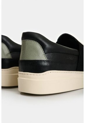 Mocasines Botanic 2 De Cuero Liso Y Gamuzado Para Hombre Suela Ecoflex Mocasines Botanic 2 De Cuero Liso Y Gamuzado Para Hombre Suela Ecoflex Negro 42 VÉLEZ