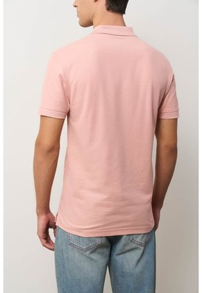 Polo Para Hombre Semi Fit Detalle Jacquard Polo Para Hombre Semi Fit Detalle Jacquard Coral S VÉLEZ