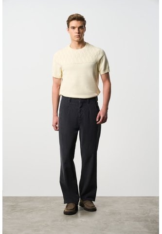 Pantalón Semi Holgado Para Hombre Ivy Pantalón Semi Holgado Para Hombre Ivy Gris Pistola 34 VÉLEZ Vélez