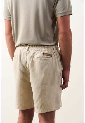 Bermuda En Lino Para Hombre Bélgica Bermuda En Lino Para Hombre Bélgica Arena 38 VÉLEZ