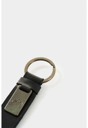 Llavero Etéreo De Cuero Para Hombre Placa Llavero Etéreo De Cuero Para Hombre Placa Negro VÉLEZ