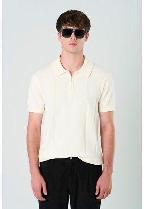 Polo Tropical Manga Corta Para Hombre Semi Fitted Polo Tropical Manga Corta Para Hombre Semi Fitted Crema XXL VÉLEZ