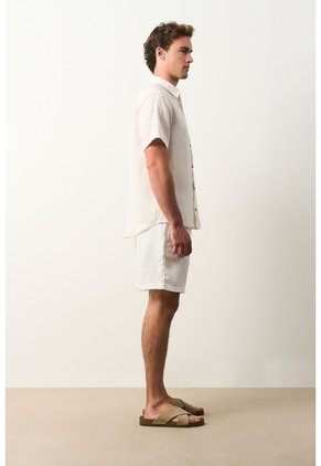 Camisa En Lino Manga Corta Siena Para Hombre Camisa En Lino Manga Corta Siena Para Hombre Arena S VÉLEZ