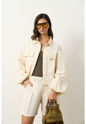 Chaqueta Senda Trucker Para Mujer Oversized Chaqueta Senda Trucker Para Mujer Oversized Crema M VÉLEZ