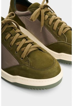 Tenis De Cuero Y Textil Para Hombre Gael Tenis De Cuero Y Textil Para Hombre Gael Verde Oliva 46 VÉLEZ