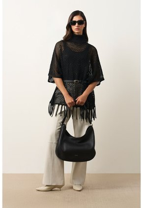 Poncho Lyra Tejido Para Mujer Flecos Poncho Lyra Tejido Para Mujer Flecos Negro Perlado XS VÉLEZ
