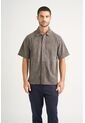 Camisa Manga Corta Orión De Cuero Gamuzado Para Hombre Semi Fitted Camisa Manga Corta Orión De Cuero Gamuzado Para Hombre Semi Fitted Gris XL VÉLEZ de Vélez