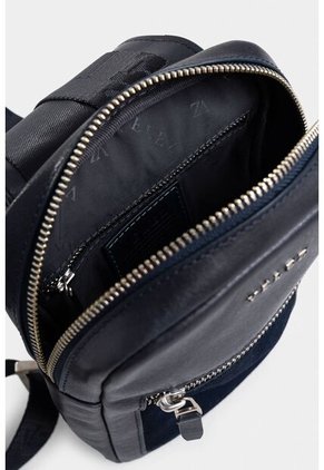 Manos Libres Mikeno 3 De Cuero Para Hombre Acabado Envejecido Manos Libres Mikeno 3 De Cuero Para Hombre Acabado Envejecido Azul Oscuro VÉLEZ