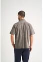Camisa Manga Corta Orión De Cuero Gamuzado Para Hombre Semi Fitted Camisa Manga Corta Orión De Cuero Gamuzado Para Hombre Semi Fitted Gris XL VÉLEZ de Vélez