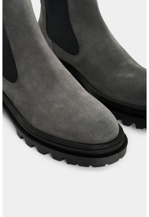 Botas Chelsea De Cuero Gamuzado Para Hombre Sole Botas Chelsea De Cuero Gamuzado Para Hombre Sole Gris 42 VÉLEZ