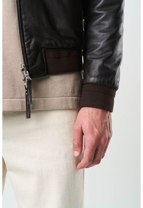 Chaqueta Clásica Doble Faz De Cuero Para Hombre Luminia Chaqueta Clásica Doble Faz De Cuero Para Hombre Luminia Cafe XL VÉLEZ