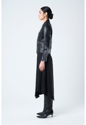 Chaqueta Silueta Tipo Biker De Cuero Para Mujer Cremalleras Chaqueta Silueta Tipo Biker De Cuero Para Mujer Cremalleras Negro XS VÉLEZ