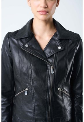 Chaqueta Silueta Tipo Biker De Cuero Para Mujer Cremalleras Chaqueta Silueta Tipo Biker De Cuero Para Mujer Cremalleras Negro XS VÉLEZ