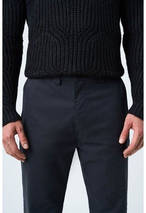 Pantalón Chad Para Hombre Acabado Soft Pantalón Chad Para Hombre Acabado Soft Negro 36 VÉLEZ