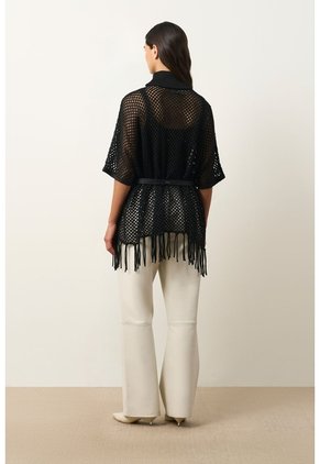 Poncho Lyra Tejido Para Mujer Flecos Poncho Lyra Tejido Para Mujer Flecos Negro Perlado M VÉLEZ