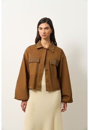 Chaqueta Senda Trucker Para Mujer Oversized Chaqueta Senda Trucker Para Mujer Oversized Miel L VÉLEZ